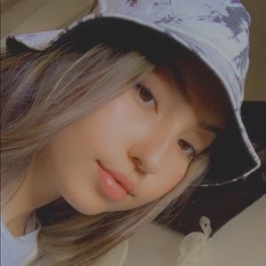 Meet your Posher, Savannah